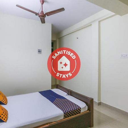 Spot On 63050 Kag Rooms Gūduvāncheri Dış mekan fotoğraf