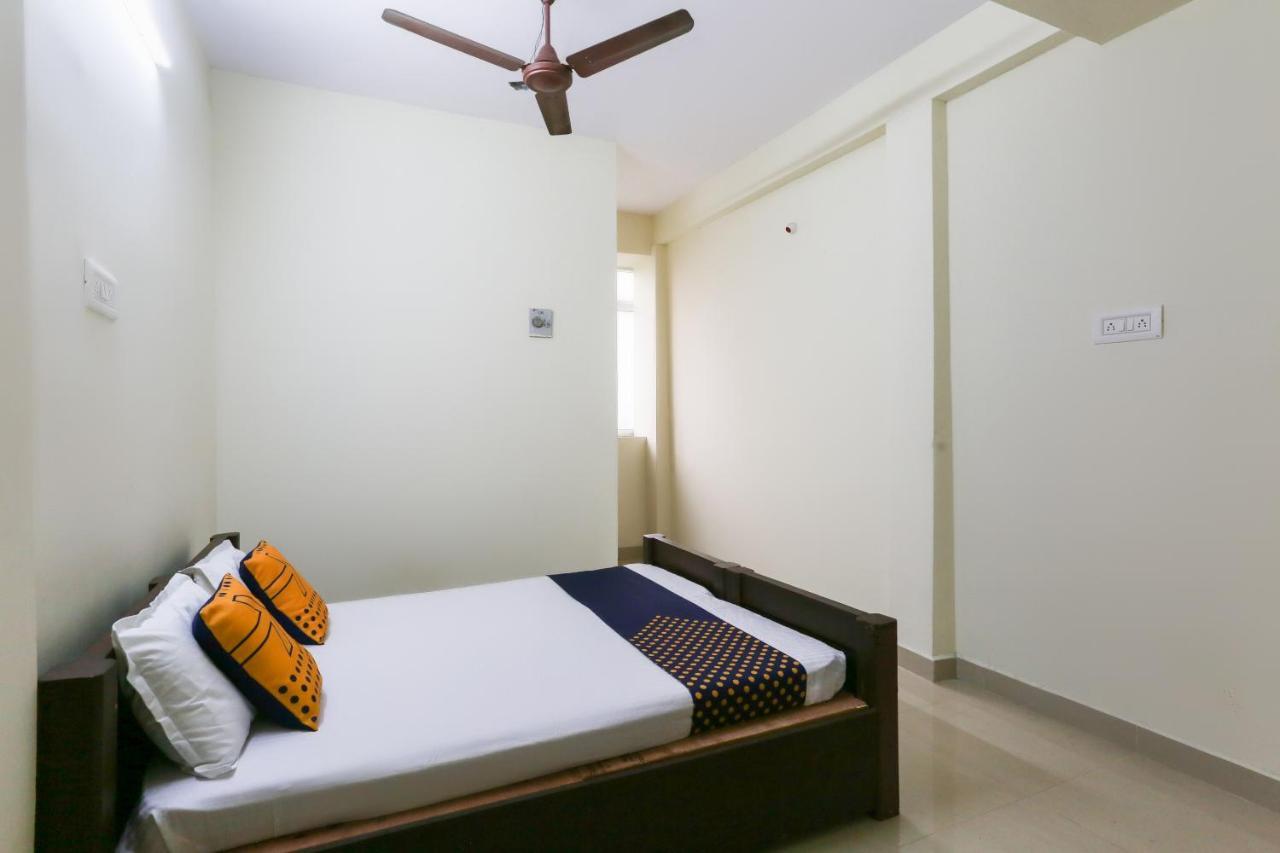 Spot On 63050 Kag Rooms Gūduvāncheri Dış mekan fotoğraf