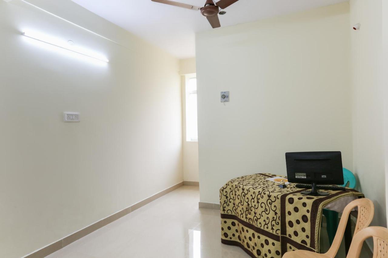Spot On 63050 Kag Rooms Gūduvāncheri Dış mekan fotoğraf