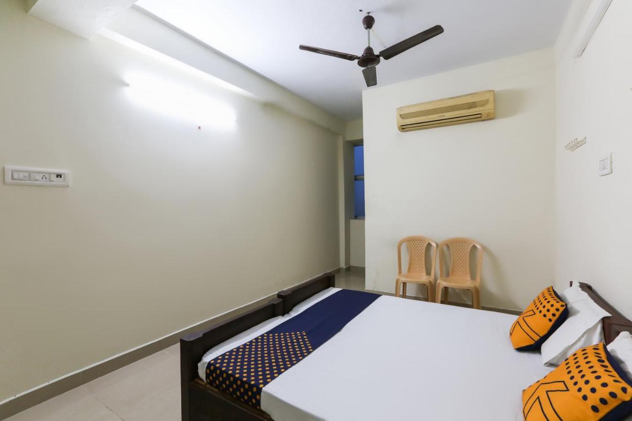 Spot On 63050 Kag Rooms Gūduvāncheri Dış mekan fotoğraf